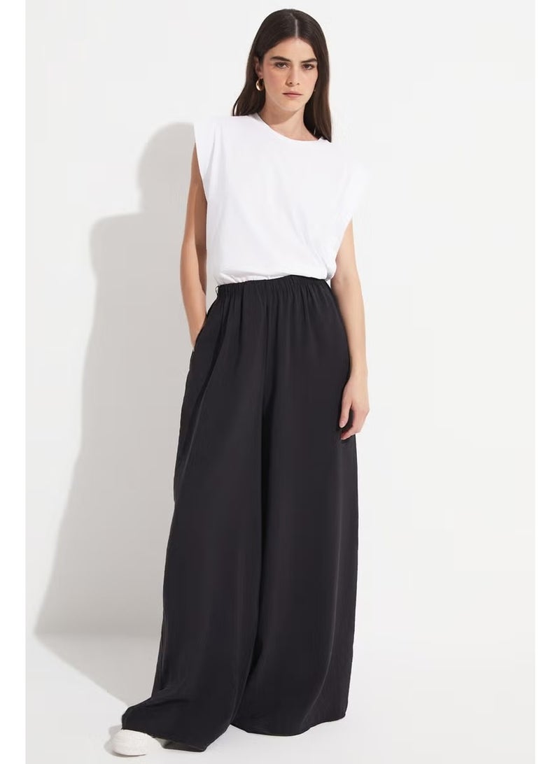 JUNE Basic Cotton Crew Neck Sleeveless T-Shirt - Image 5